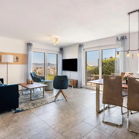 Aida Apartment *